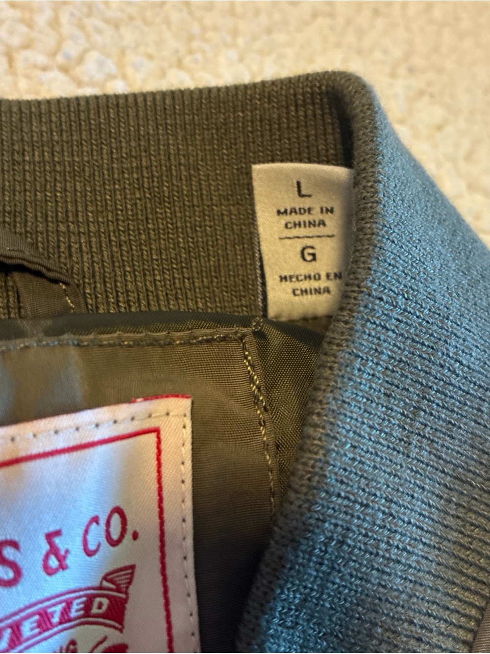 NWOT LEVI'S Lightweight Bomber Utility Jacket Olive Green Size Large - Picture 3 of 16